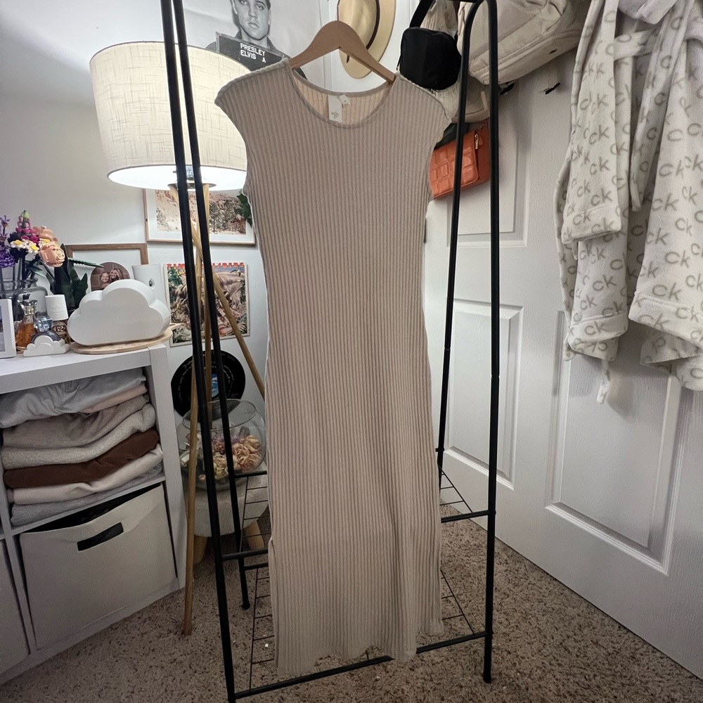 women’s midi cream dress